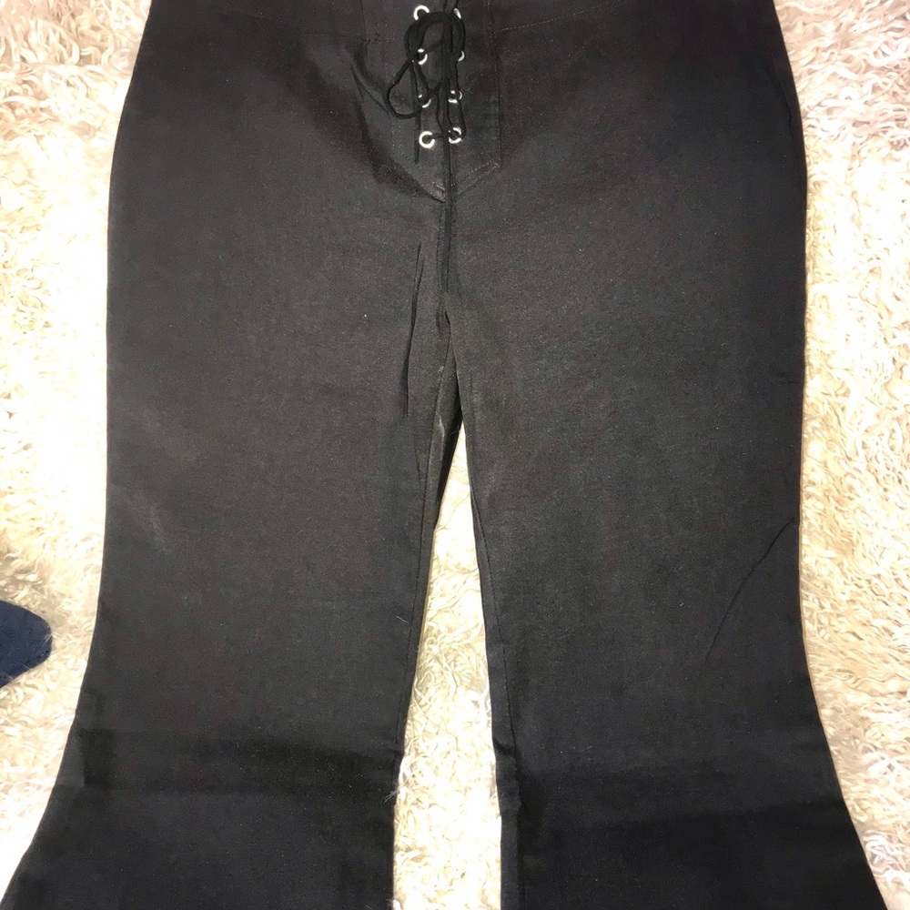 💝Forever 21 lace front pants Size L💝